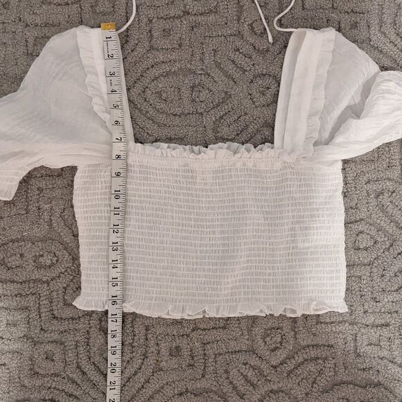 H&m puff sleeves smocked white peasant blouse Medium @K1 - Picture 5 of 11